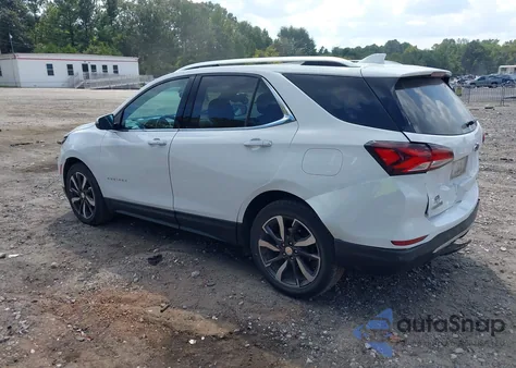 2022 Chevrolet Equinox Fwd Premier z USA, uszkodzony, nr VIN 2GNAXNEV5N6137846